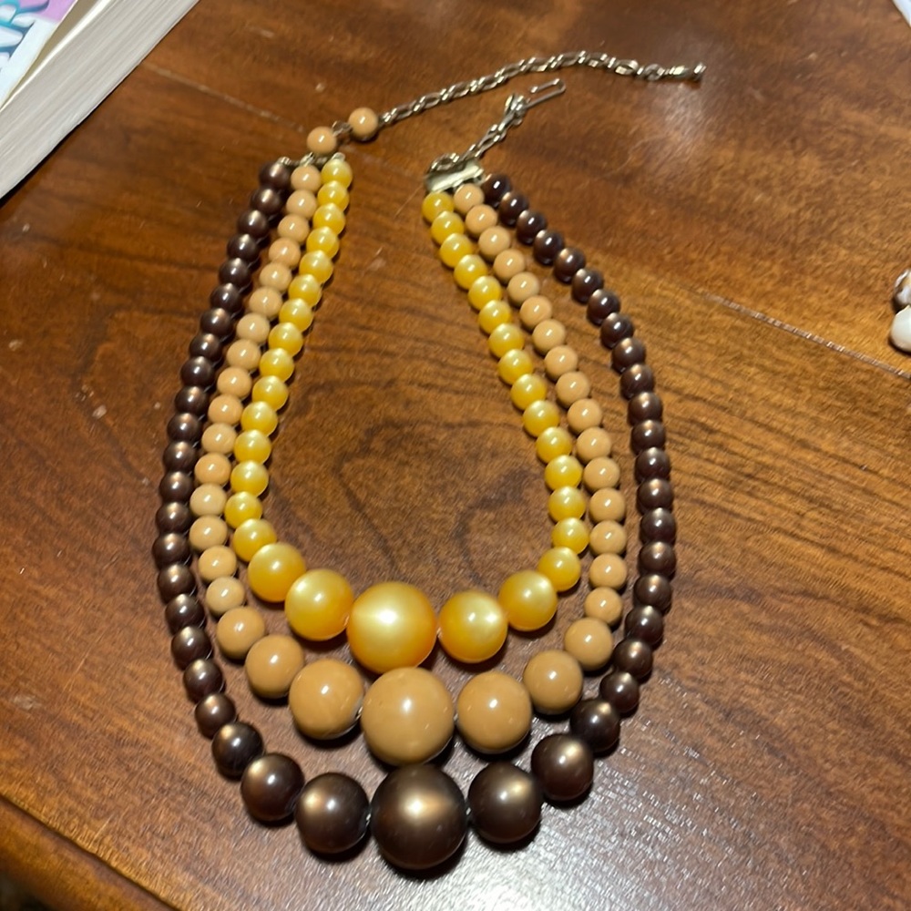 Vintage 3-strand necklace